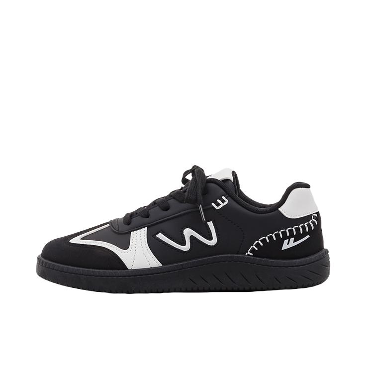 推荐商品：回力 运动休闲鞋 简约百搭耐磨防水 WXY-M909L 女款/黑色/白色