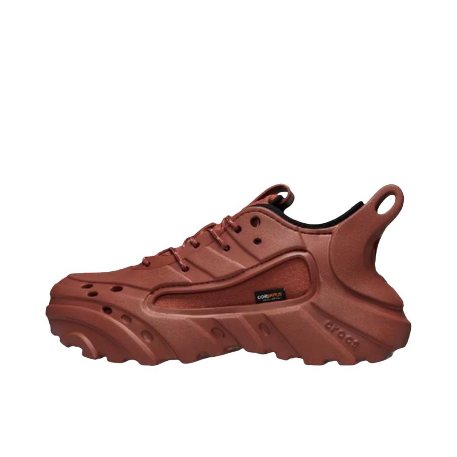 推荐商品：Crocs/卡骆驰 Nova Trek 刀锋 系带 平跟 圆头 耐磨透气 低帮 运动休闲鞋 209559 棕色