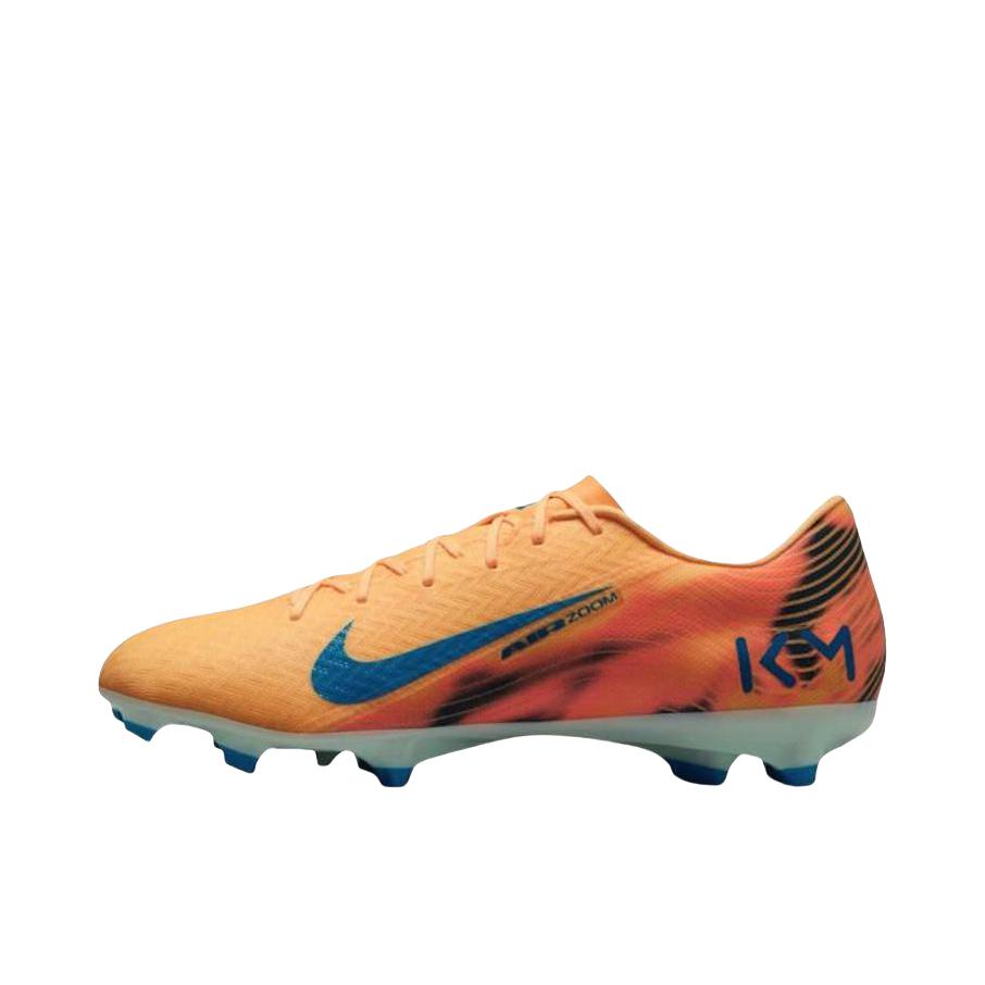 推荐商品：Nike Mercurial Vapor 16 Academy KM FG/MG 足球鞋 中端胶质混钉天然草地缓震耐磨 Kylian Mbappé联名/浅甜瓜橙/伊格鲁蓝/孔雀蓝