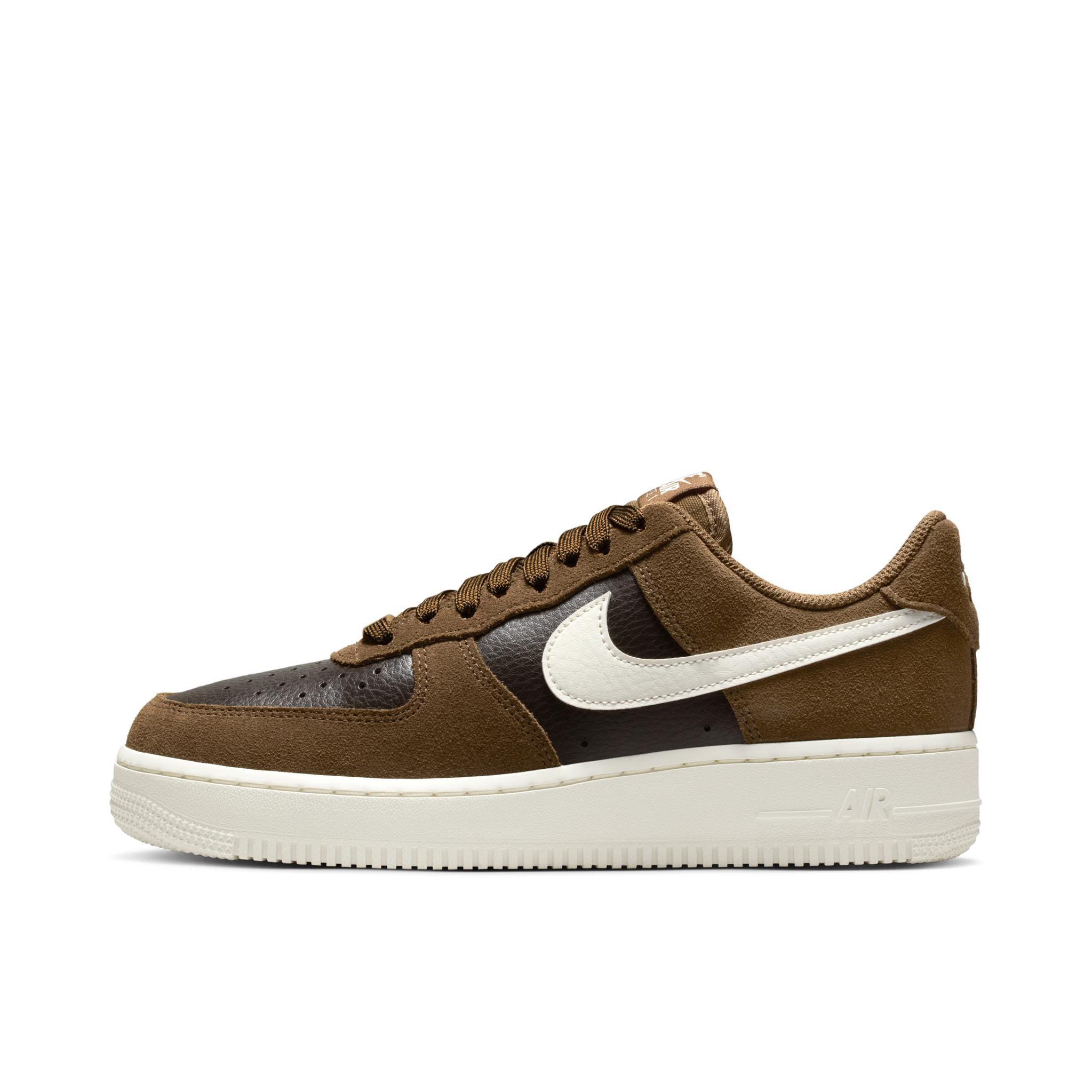 推荐商品：Nike Air Force 1 空军一号 板鞋 轻便舒适百搭耐磨防滑复古 女款/棕色/黑色/白色