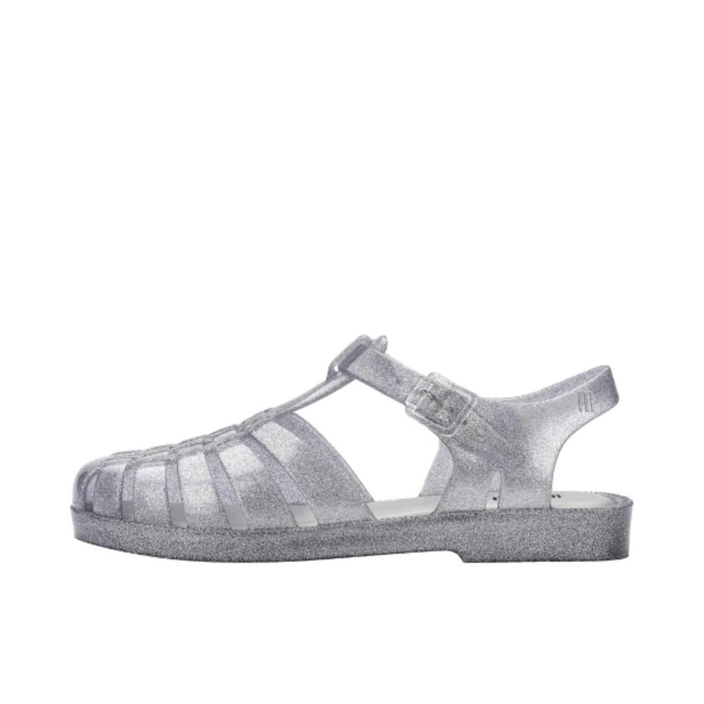 推荐商品：MELISSA/梅丽莎 罗马绒 果冻罗马猪笼 耐磨 搭扣包头 平底 塑胶 凉鞋 女款/闪耀灰色