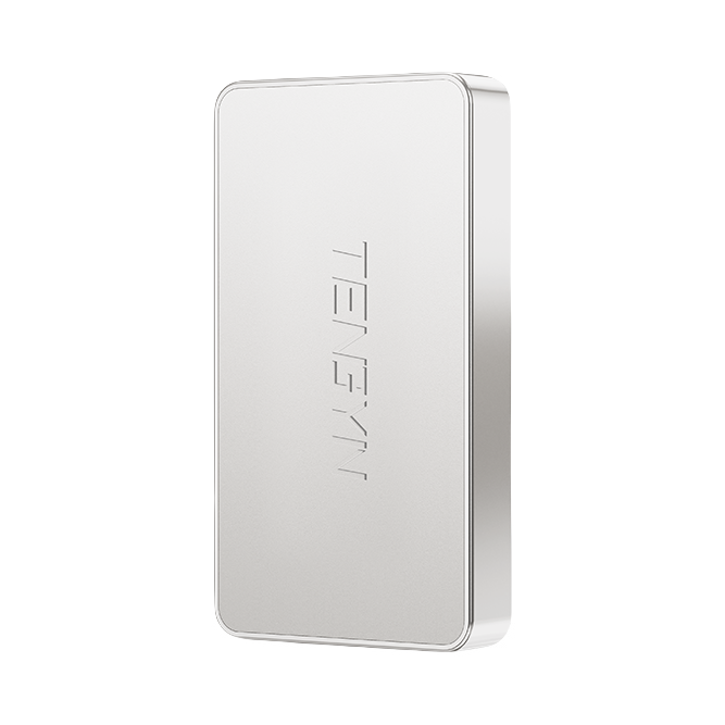 推荐商品：TENGYIN/腾隐 P2000 银色/黑色 机械硬盘 极致小巧 多平台通用