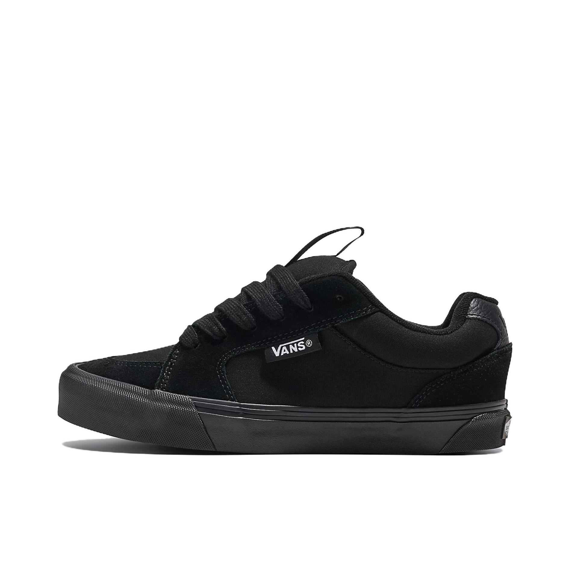 推荐商品：Vans/范斯 Skate Chukka 板鞋 舒适休闲防滑耐磨 深黑色