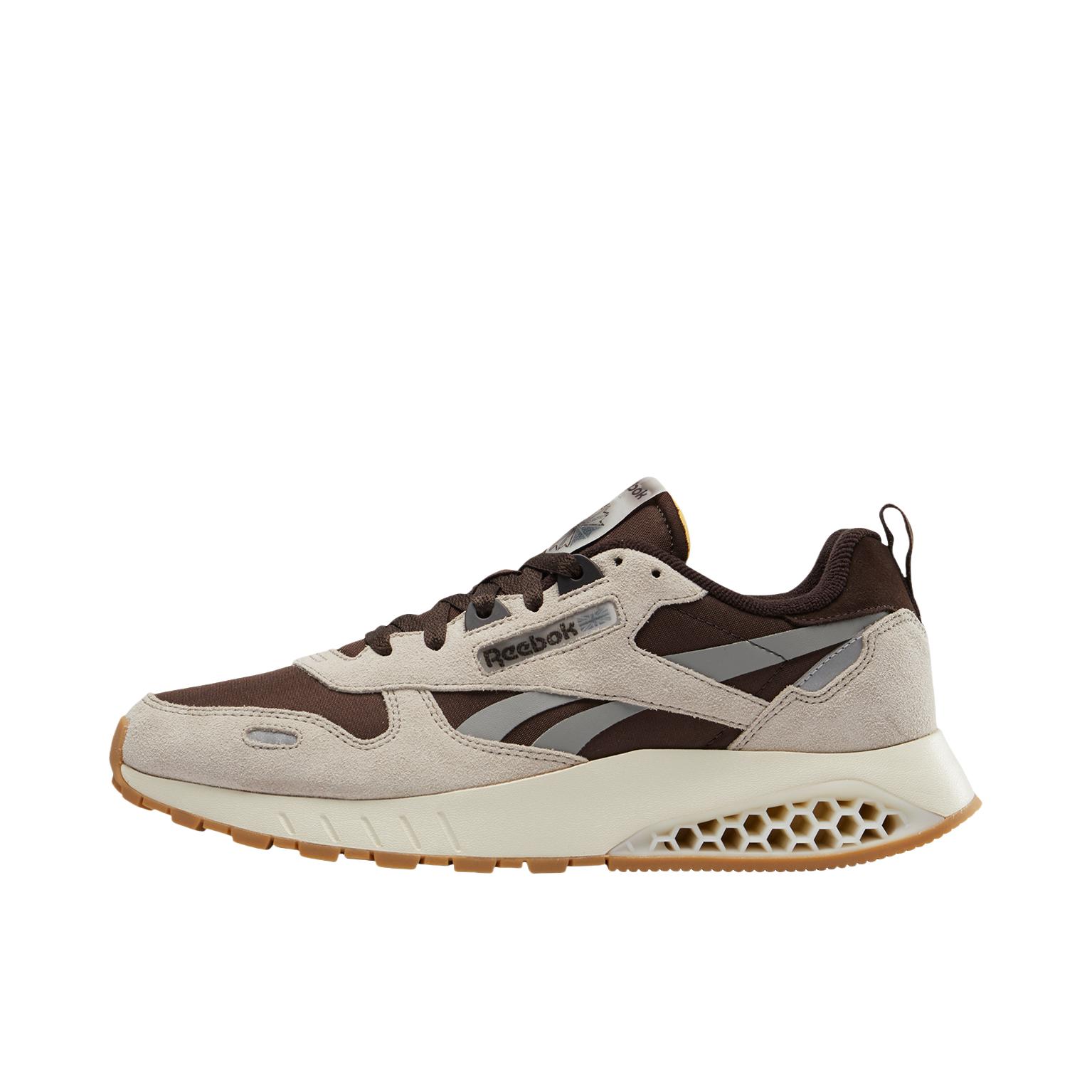 推荐商品：Reebok/锐步 Classic Leather Hexalite+ 跑鞋 舒适缓震防滑耐磨织物合成革复古休闲蜂巢包裹性平衡轻便 棕色/米色
