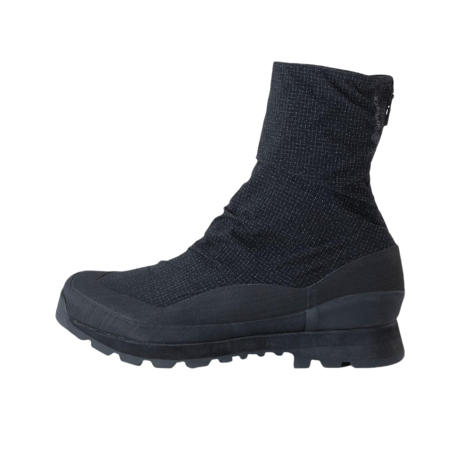 推荐商品：TheNorthFace/北面 GORE-TEX 户外鞋 溯溪鞋 防水耐磨透气百搭 梦幻黑