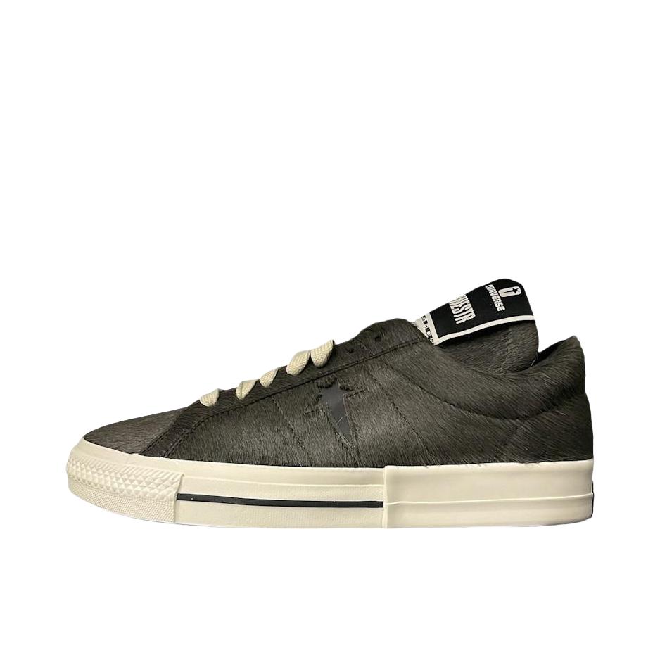 推荐商品：Converse/匡威 One Star Pro 翻毛皮 潮流复古 舒适 耐磨 防滑 板鞋 深灰色