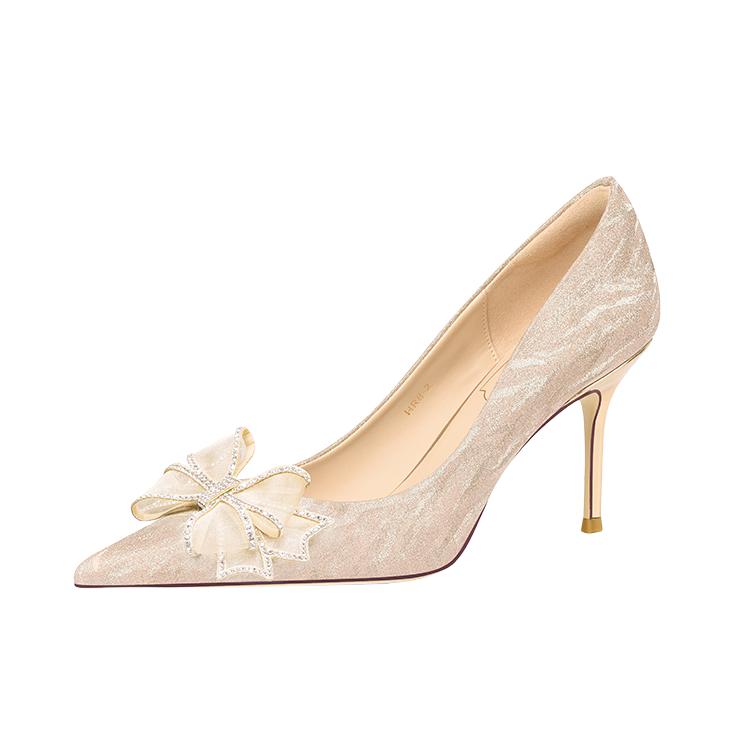 推荐商品：HOLY ROSE 蝴蝶结 细跟 尖头 套脚 高跟鞋 HR10-2XHRM 跟高8CM/星河入梦/香槟金
