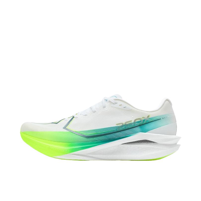 推荐商品：特步 260X3.0 跑鞋 竞速防滑橡胶全掌碳板回弹 经典白/澜夜绿