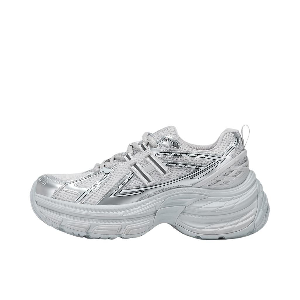 推荐商品：GG-CC 老爹鞋 轻便舒适百搭耐磨 G24X8572 女款/银色