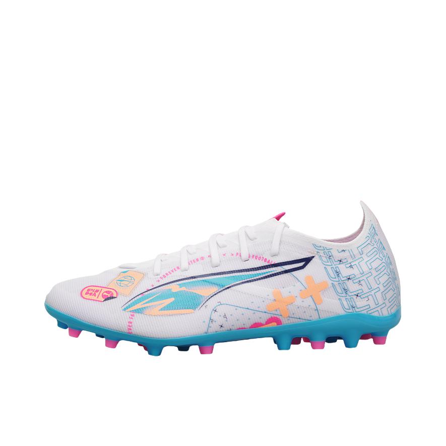推荐商品：Puma/彪马 ULTRA 5 MATCH TF 碎钉 足球鞋 舒适轻便防滑耐磨人造草地训练比赛短钉 白色/蓝色/粉色 
