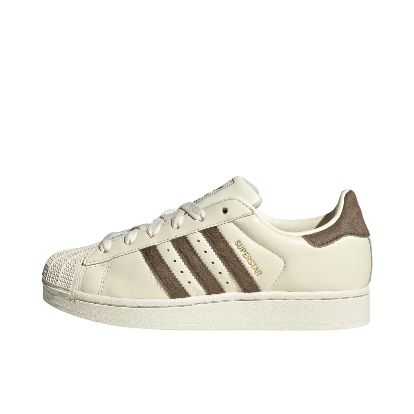 推荐商品：【宋雨琦同款】 adidas Originals Superstar 板鞋 轻便贝壳头薄底舒适百搭耐磨复古 女款/米白色