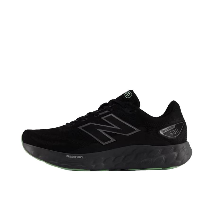 推荐商品：New Balance Fresh Foam 680v8 跑鞋 缓震透气系带圆头厚底防滑耐磨舒适回弹织物支撑 D宽/黑色/绿色