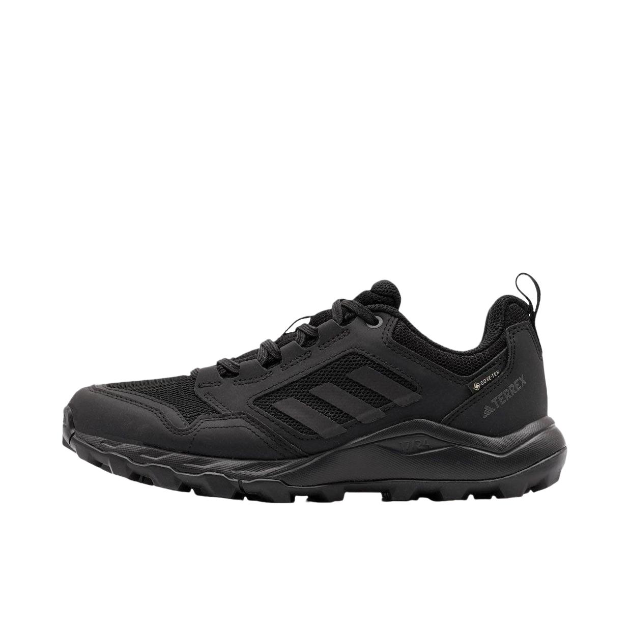 推荐商品：adidas Terrex Tracerocker 2 GTX 防滑耐磨 舒适减震 百搭 户外鞋 深黑色