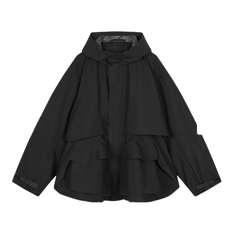 推荐商品：JNBY/江南布衣 防风透湿连帽夹克 女装 5P1613250 本黑