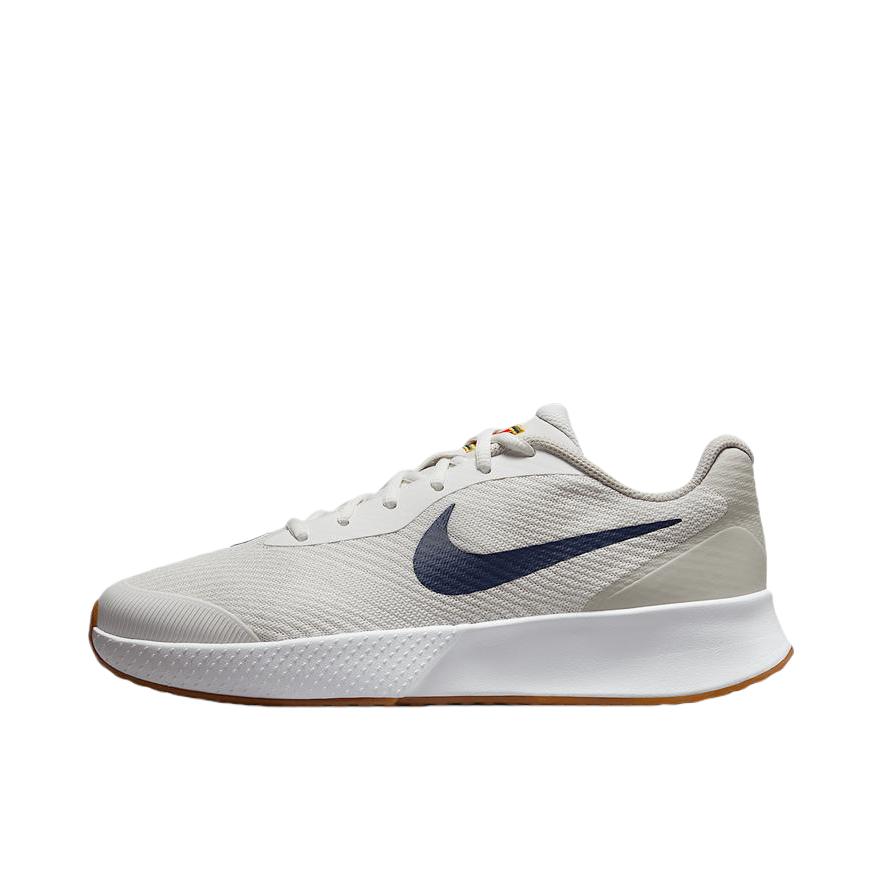 推荐商品：Nike Vapor Lite 3 硬地球场 网球鞋 山峰白/浅骨色/橡皮中褐/二元蓝
