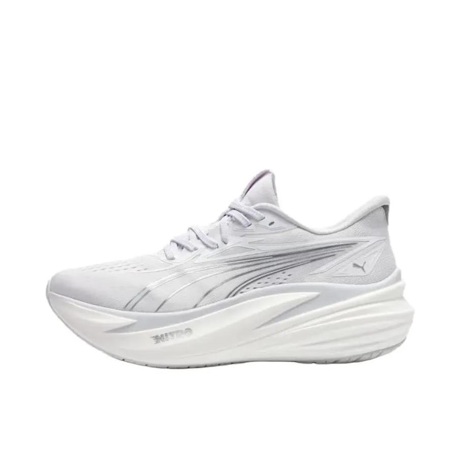推荐商品：Puma/彪马 Magmax Nitro™ 2 跑鞋 柔软透气休闲厚底贴合回弹缓震防滑 白色