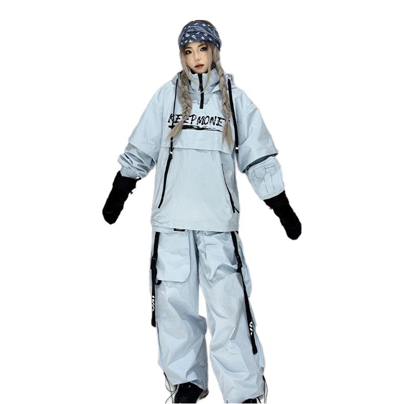 推荐商品：KeepMoney 防水加厚保暖防风透气耐磨运动套装 KM008 水蓝