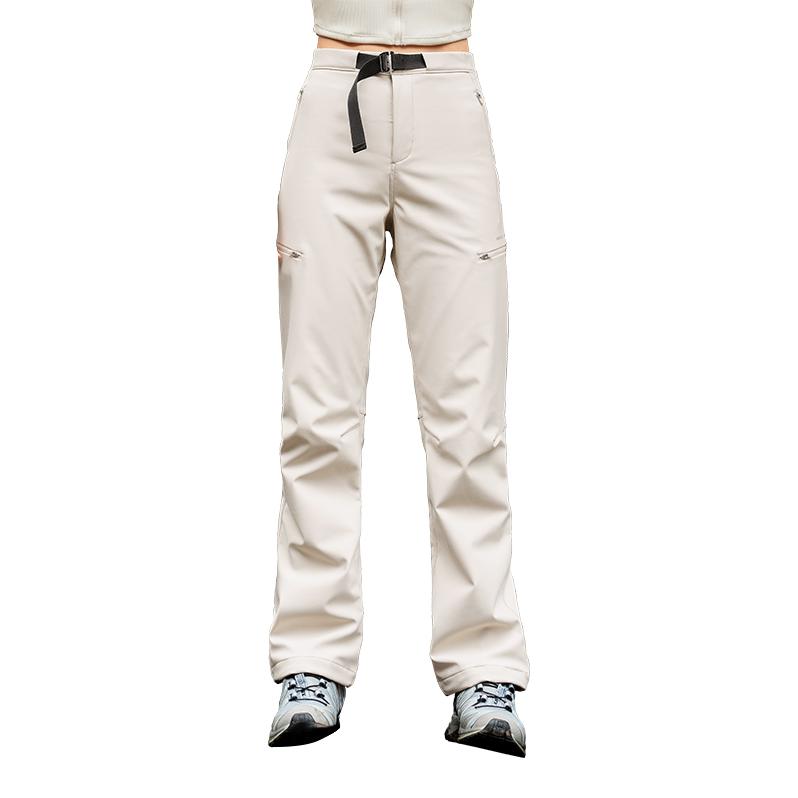 推荐商品：【沈梦辰同款】MOLY VIVI/魔力薇薇 抗油污防风防水加绒软壳立裁防寒防雨水冲锋裤 女装 MLLJ23374 燕麦白/薄款