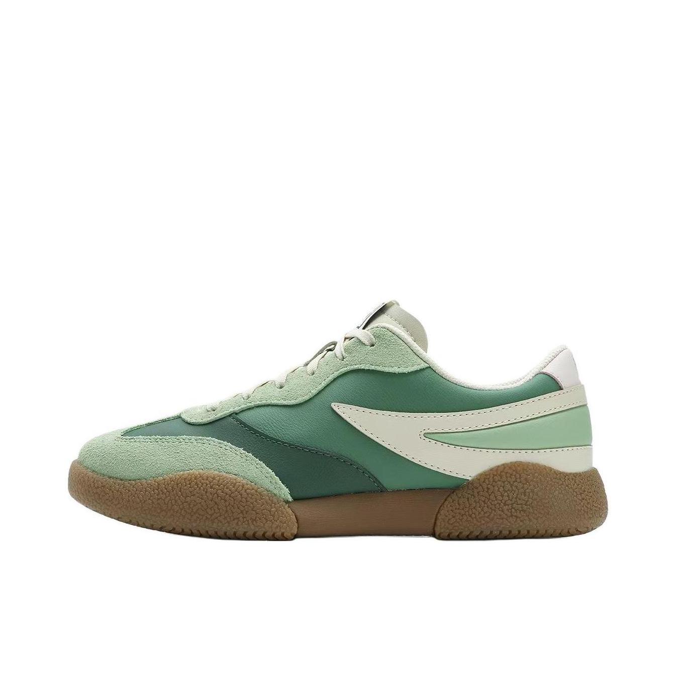 推荐商品：【易烊千玺同款】FILA/斐乐 PENGUIN 复古 低帮 系带 板鞋 女款/森林树荫绿/绿球道