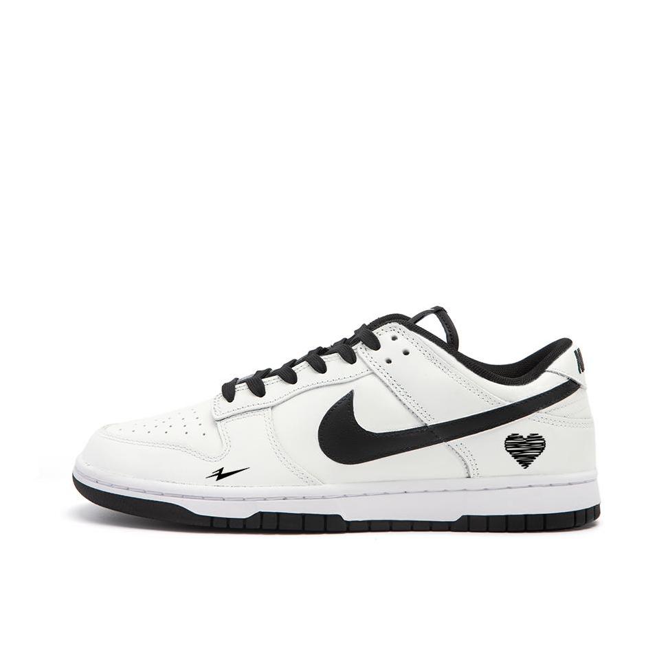 推荐商品：【定制球鞋】 Nike Dunk 板鞋 平跟系带防滑耐磨做旧高街简约百搭潮流复古美式 高飞