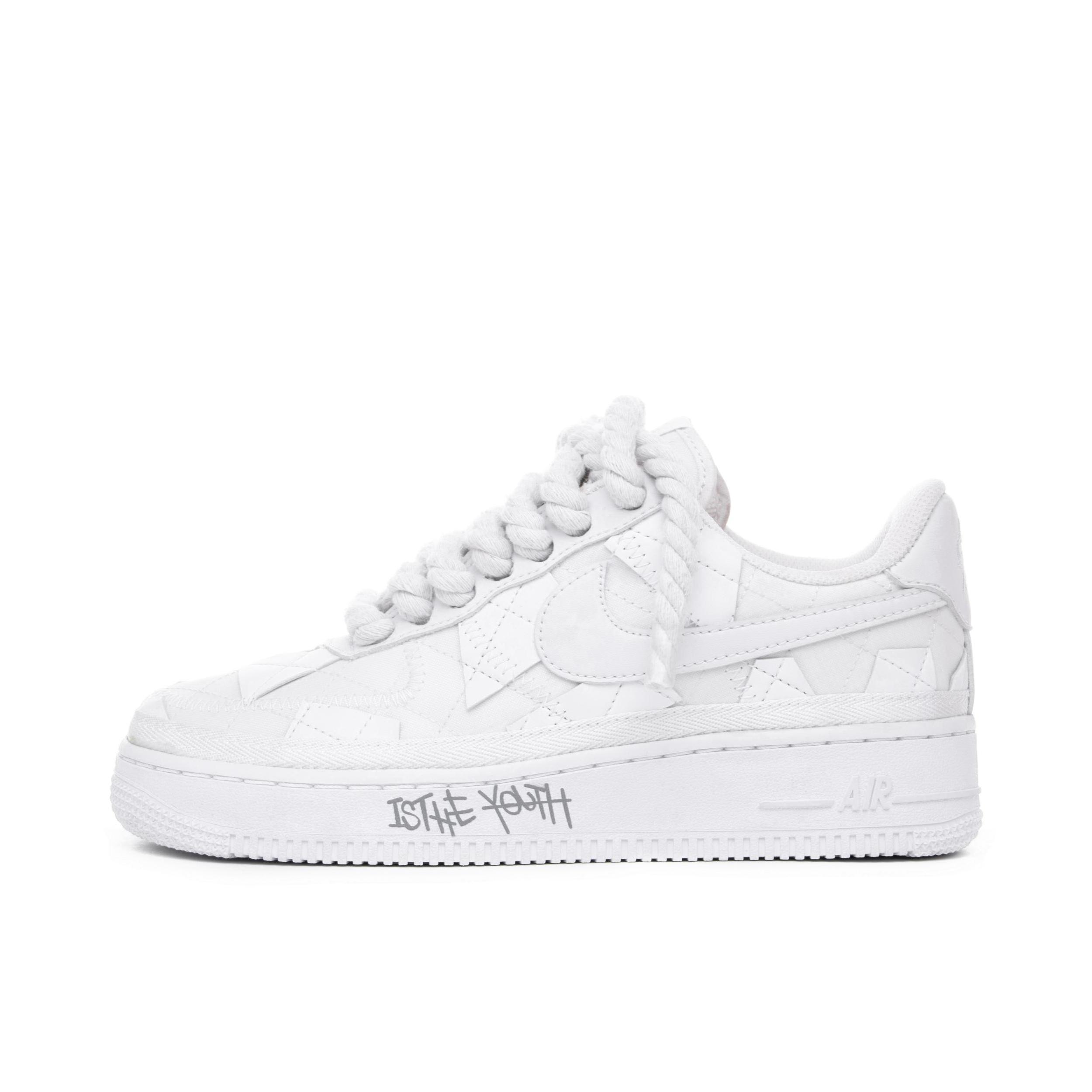 推荐商品：【定制款】 Nike Air Force 1 板鞋 防滑减震耐磨低帮增高 Billie Eilish联名/新青年白麻