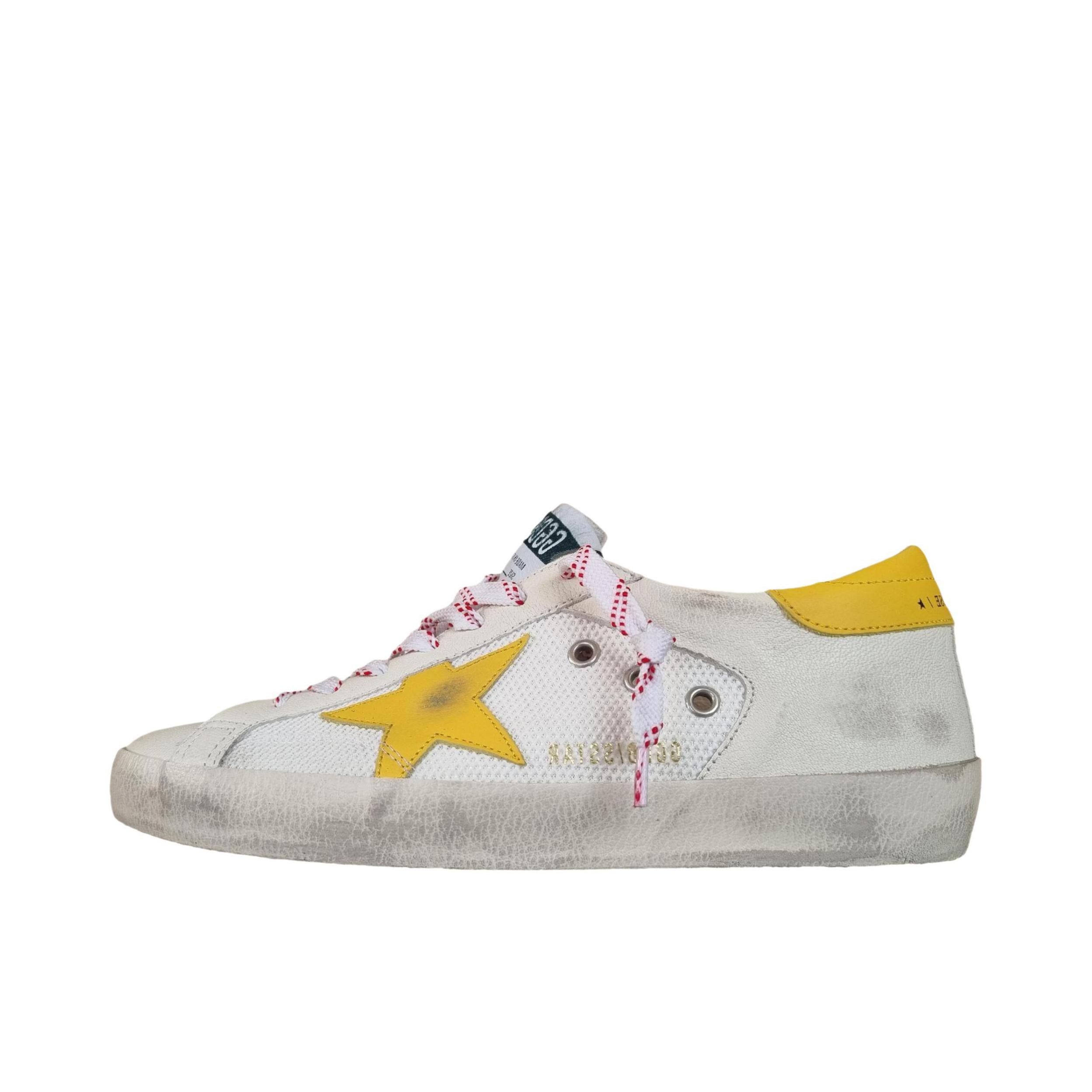 推荐商品：GOLDEN GOOSE Super-Star 板鞋 圆头舒适百搭潮流 白色/黄色