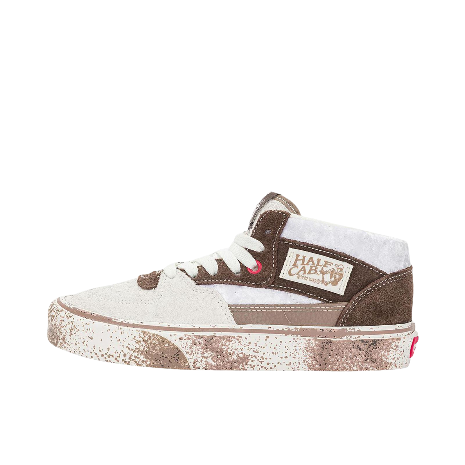 推荐商品：Vans/范斯 Dime Half Cab Pro 简约百搭 帆布鞋 黑色/白色 