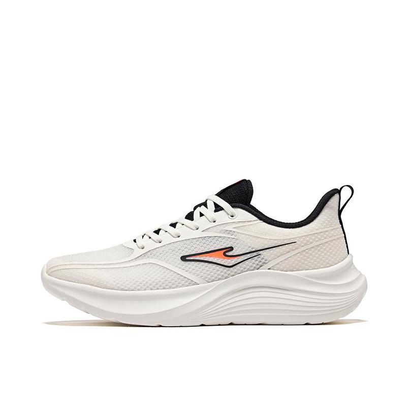 推荐商品：鸿星尔克 鸣鸥 2.0 减震回弹 防滑耐磨 轻便软底 网面透气 潮流 休闲运动 防水 气垫 跑鞋 微晶白/海松绿