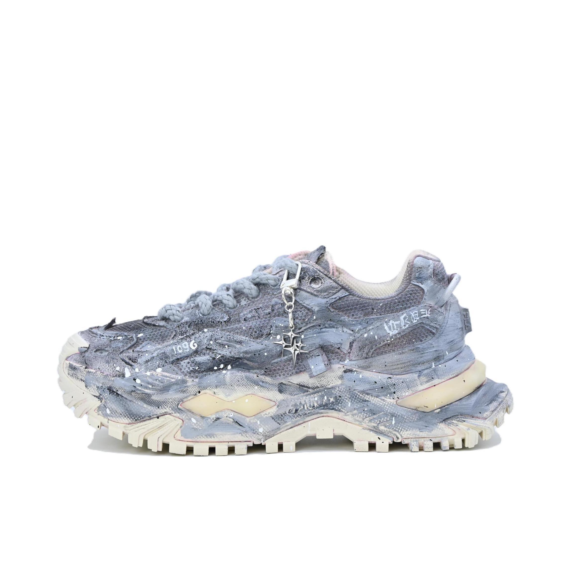 推荐商品：【定制球鞋】FILA/斐乐 BIANCO 网布 防滑耐磨 减震 舒适百搭 运动休闲鞋 女款/迷路星芒