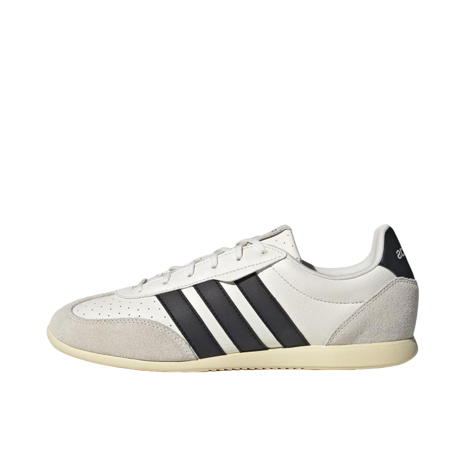 推荐商品：adidas BARREDA LO 运动休闲鞋 德训鞋 百搭圆头橡胶舒适贴合 米色/白色