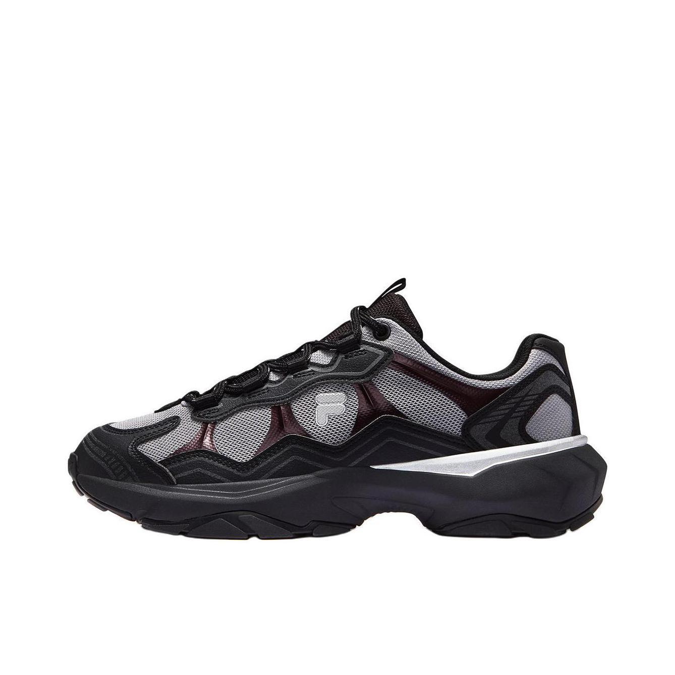 推荐商品：FILA/斐乐 GRAVEL 机能 休闲 系带 低帮 跑鞋 黑色/合金灰