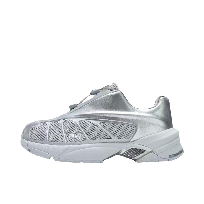 推荐商品：FILA/斐乐 REPLICA 减震耐磨 舒适防滑 轻便透气 低帮 百搭时尚 运动休闲鞋 男款/子弹银  