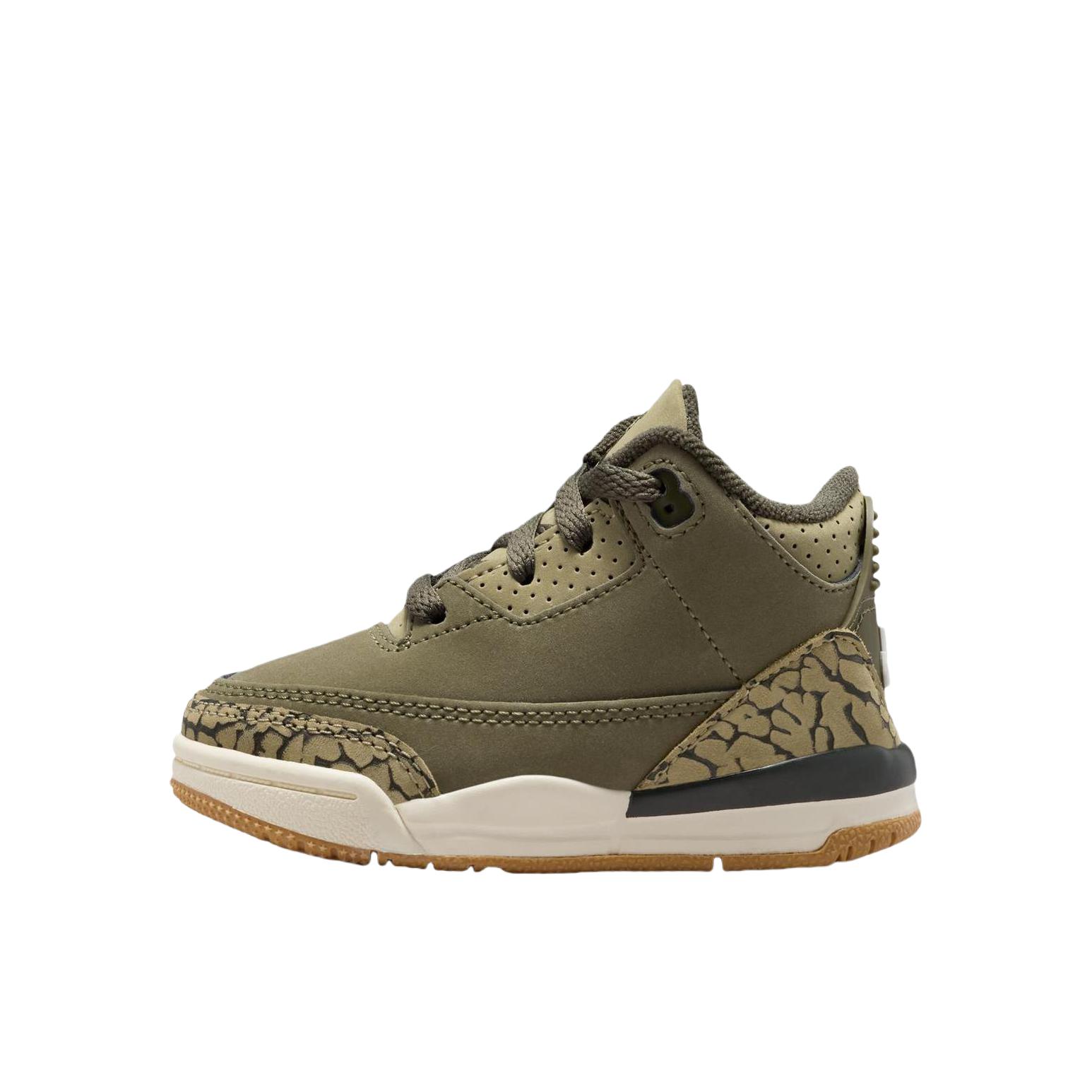 推荐商品：Air Jordan 3 时尚潮流 复古百搭 舒适防踢 防滑耐磨 透气 运动鞋儿童 小童/红杉绿/橄榄绿/帆白色/鲜橙色