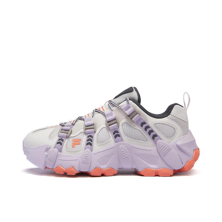 推荐商品：FILA/斐乐 EXOCET 机能 抗冲击 织物 防滑耐磨 舒适 包裹性支撑 合成革 百搭复古 运动休闲鞋 T12W431610F 女款/白沙灰/香雪白
