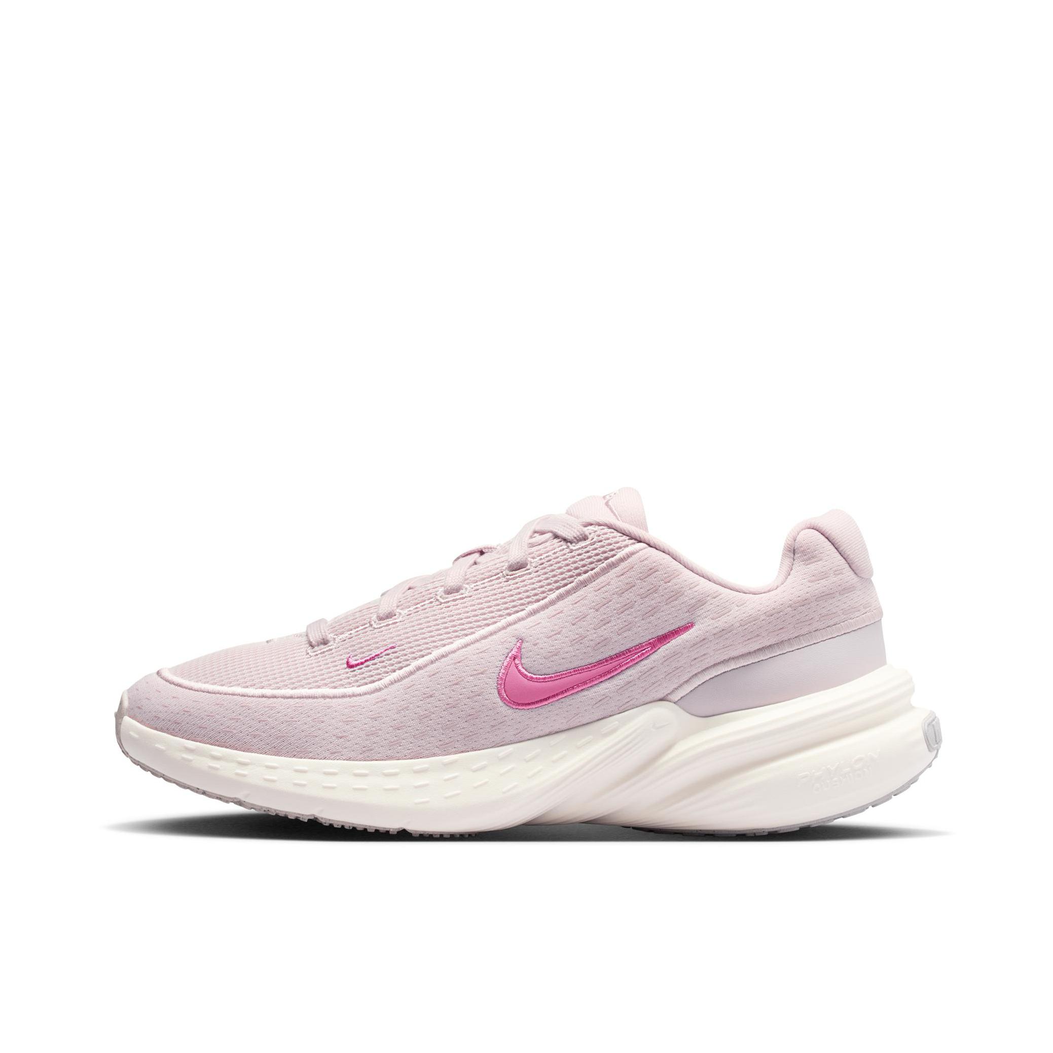 推荐商品：Nike Uplift SC 跑鞋 防滑耐磨舒适轻便低帮时尚潮流抓地贴合美观耐用训练 女款/粉砂岩红/牡丹红/珍珠灰/微粒粉