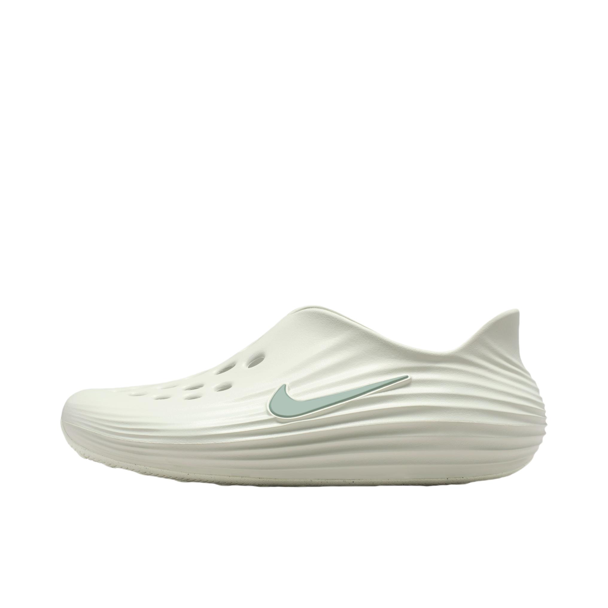 推荐商品：Nike ReactX Rejuven8 简约 包头 一脚蹬 中跟 洞洞鞋 凉鞋 杉木浅蓝灰/浅银色