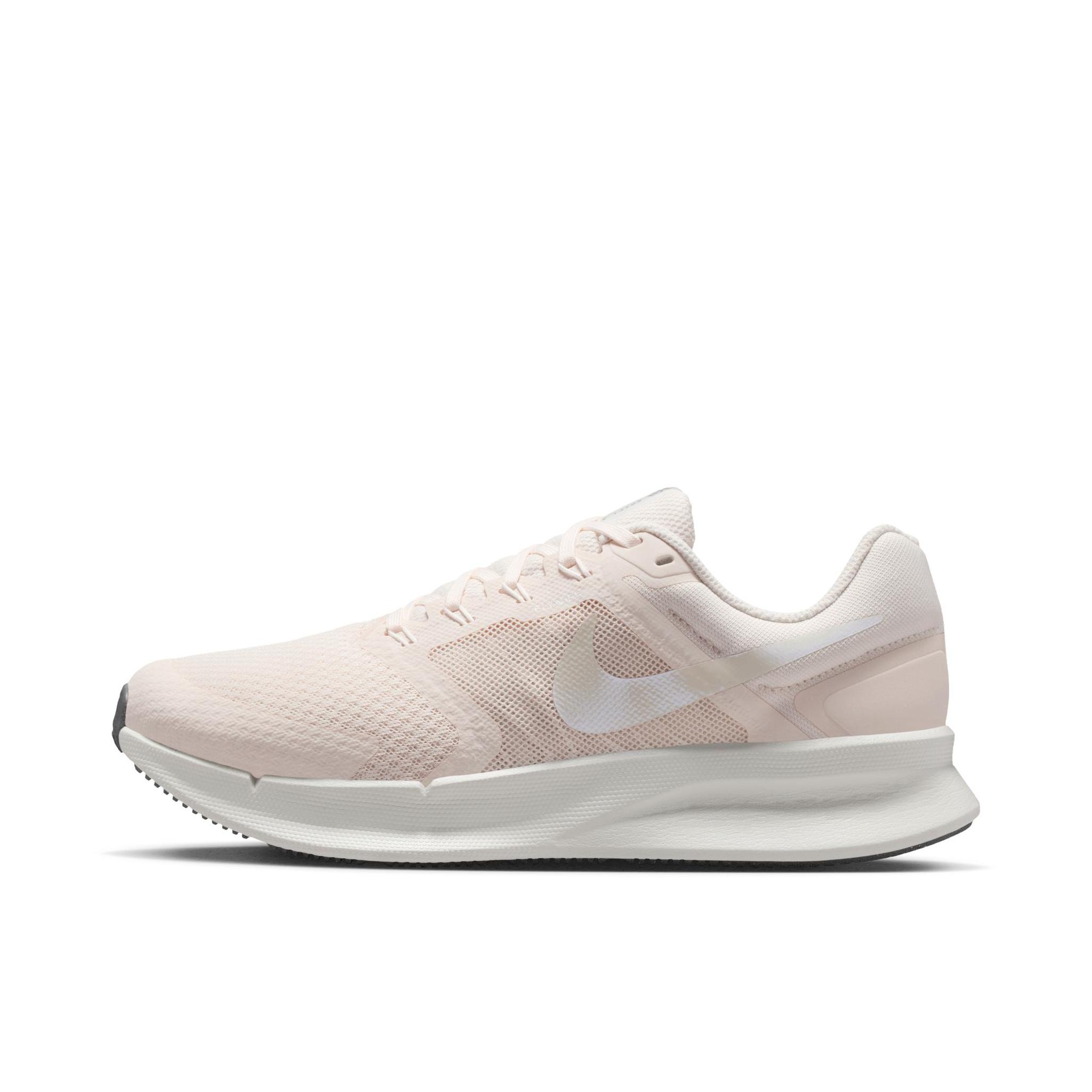 推荐商品：Nike Run Swift 3 跑鞋 减震防滑耐磨舒适网面透气缓震运动支撑贴合圆头耐穿耐用 女款/粉色/白色/帆白色/铅笔灰
