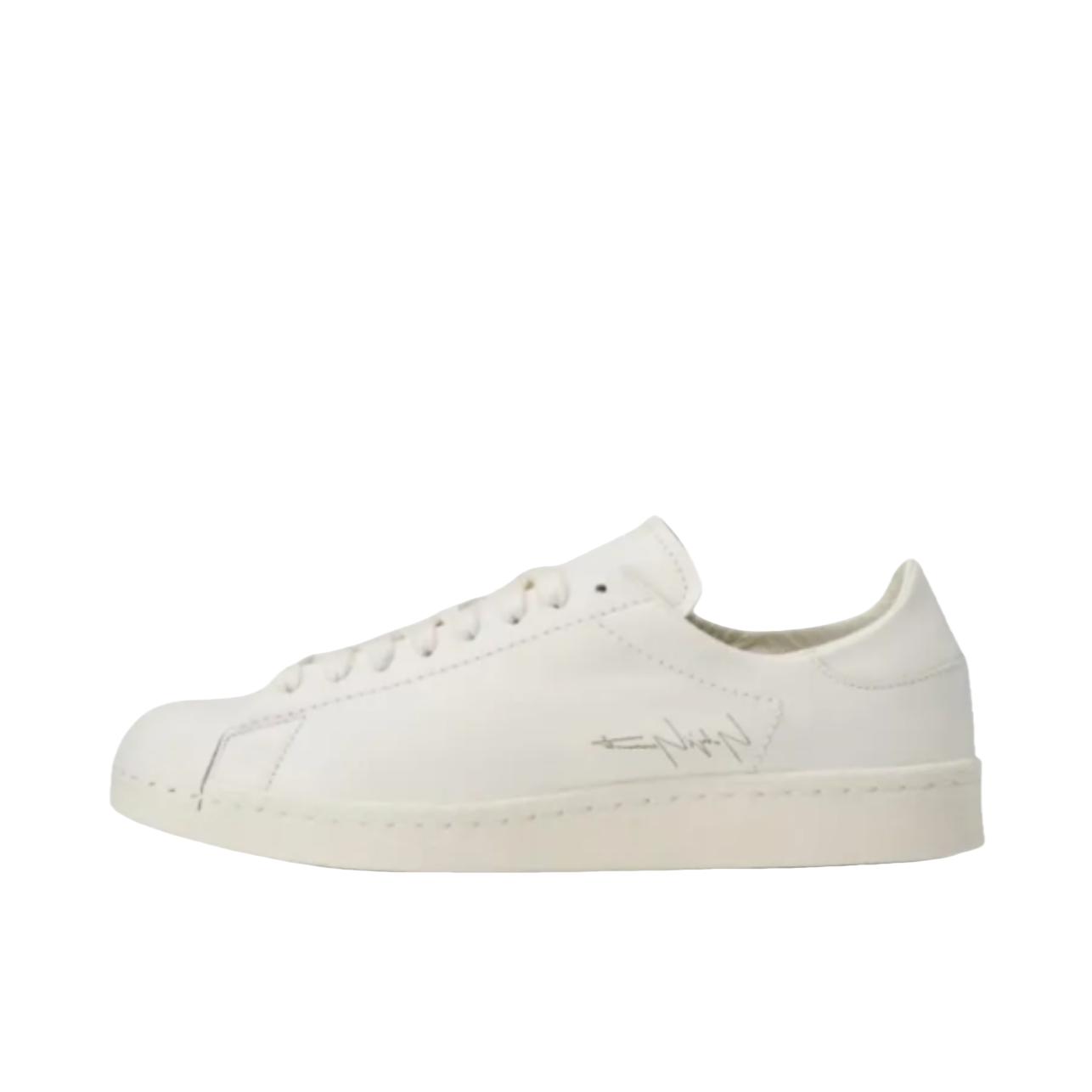 推荐商品：Y-3 SUPERSTAR 板鞋 舒适潮流时尚 白色