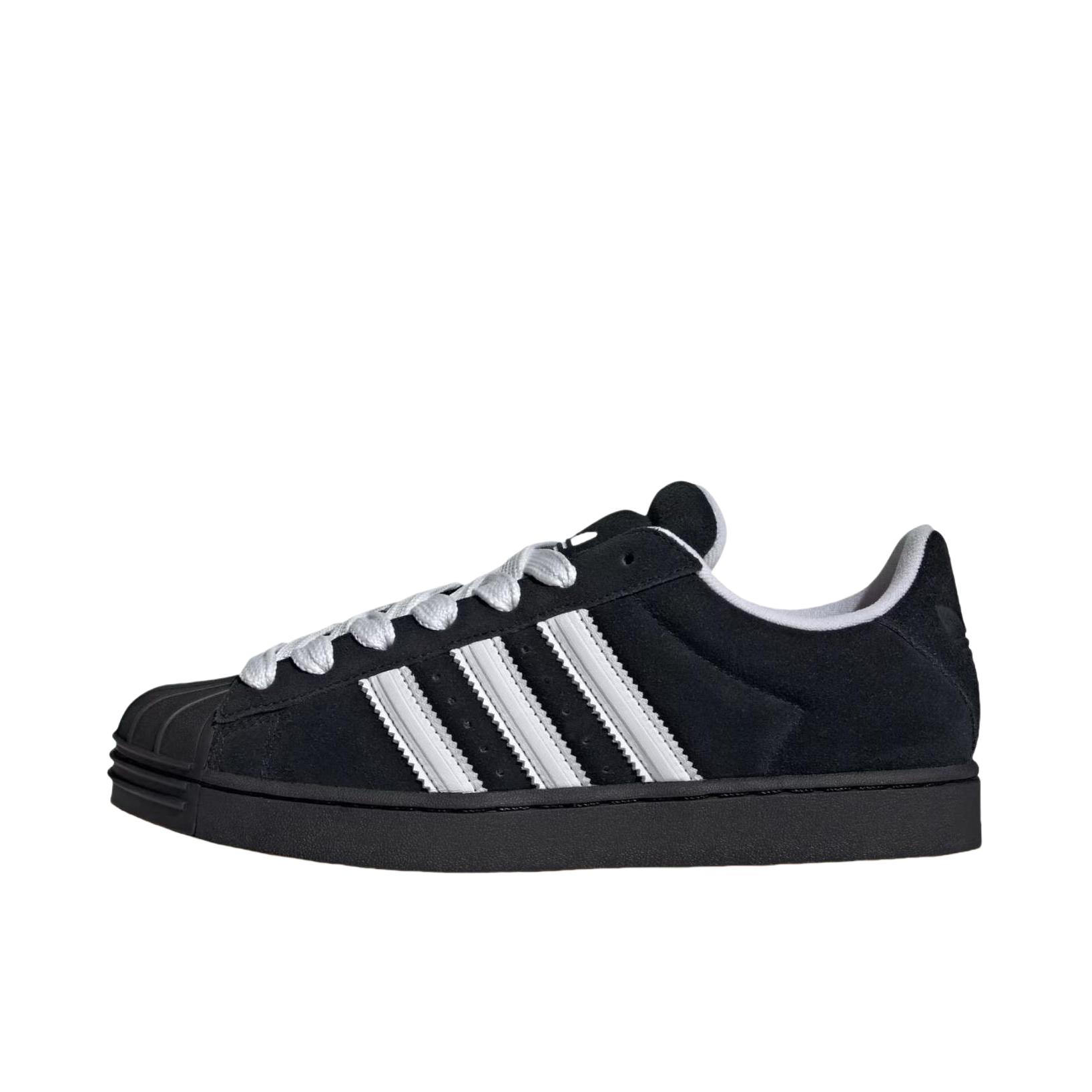 推荐商品：adidas Originals SUPERSTAR ST 板鞋 圆头平跟橡胶贴合耐穿 黑色/雪白色