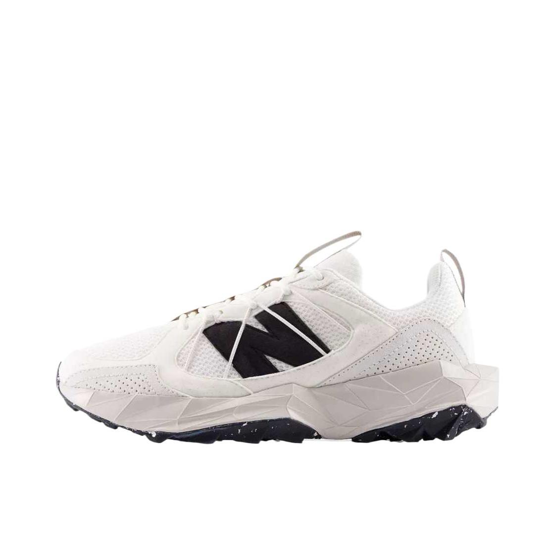 推荐商品：New Balance Tektrel 跑鞋 织物防滑减震耐用回弹防泼水贴合耐久支撑 D宽/白色/黑色