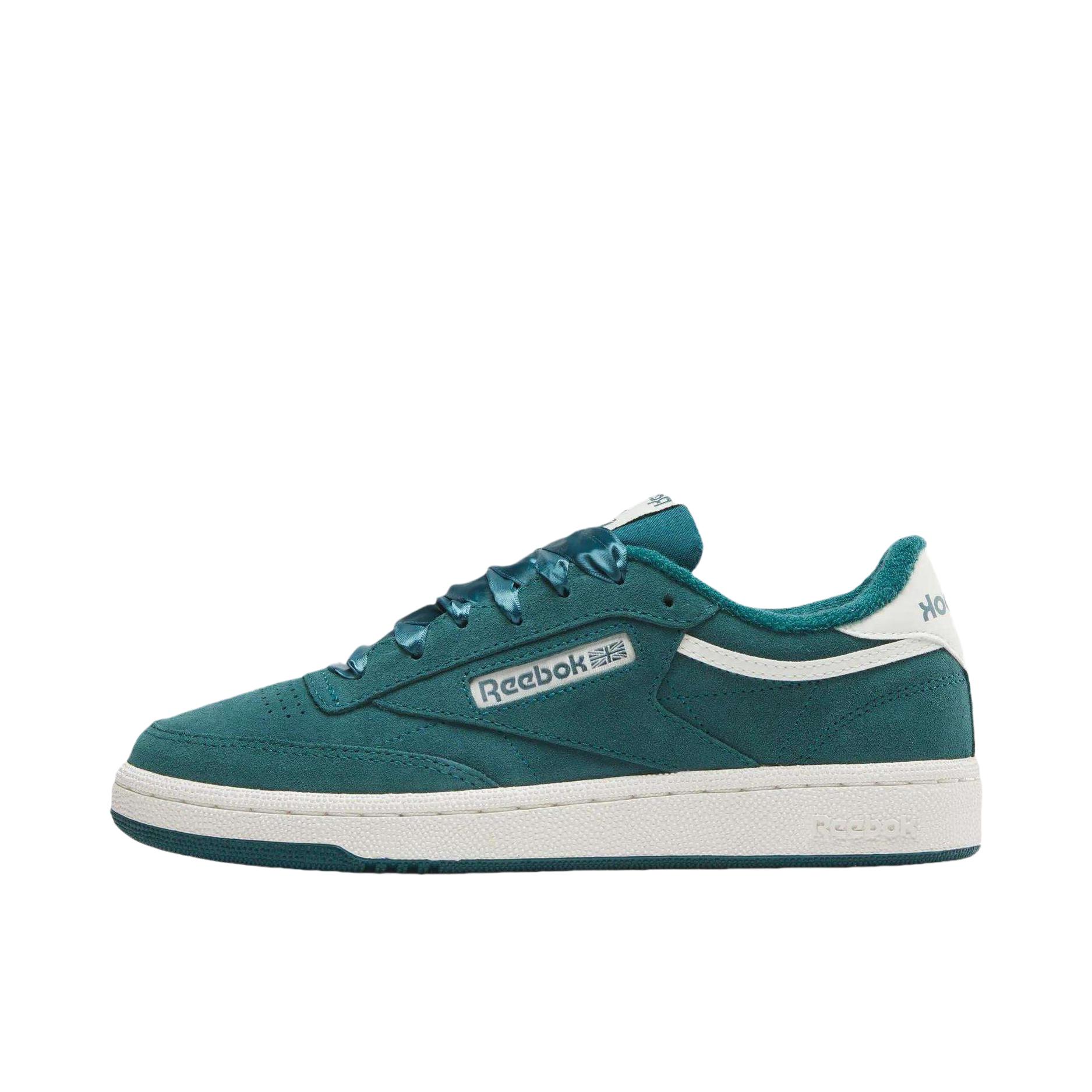 推荐商品：Reebok/锐步 Club C 85 Vintage 百搭时尚 耐磨 防滑 包裹性 板鞋 女款/绿色