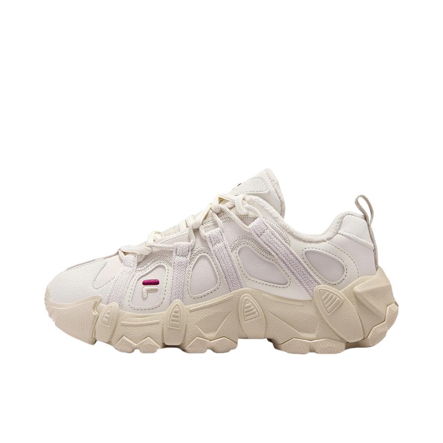 推荐商品：FILA/斐乐 EXOCET 机能 抗冲击 织物 防滑耐磨 舒适 包裹性支撑 合成革 百搭复古 运动休闲鞋 T12W431610F 女款/白色/沙灰色/豆腐白