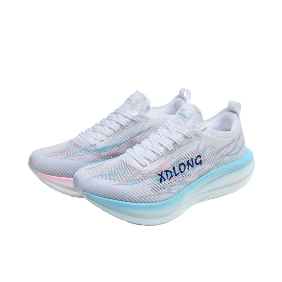 推荐商品：XDLONG/喜得龙 龙雀1.0 跑鞋 全掌高回弹支撑抗扭 蓝粉鸳鸯