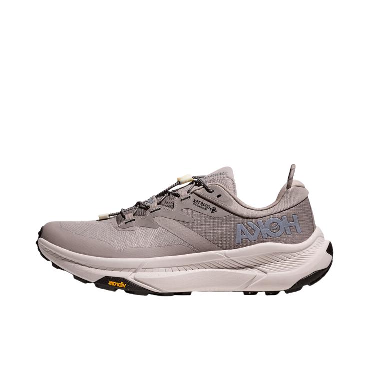 推荐商品：HOKA ONE ONE  Transport Chukka GTX 畅行防水 防滑耐磨 舒适缓震  中帮 登山鞋 时尚百搭  徒步鞋 岩屑灰/石灰白