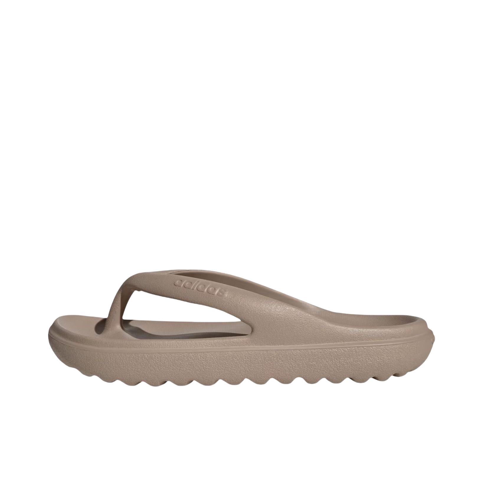 推荐商品：adidas Adilette Lumia 拖鞋 人字厚底夹趾贴合 棕色