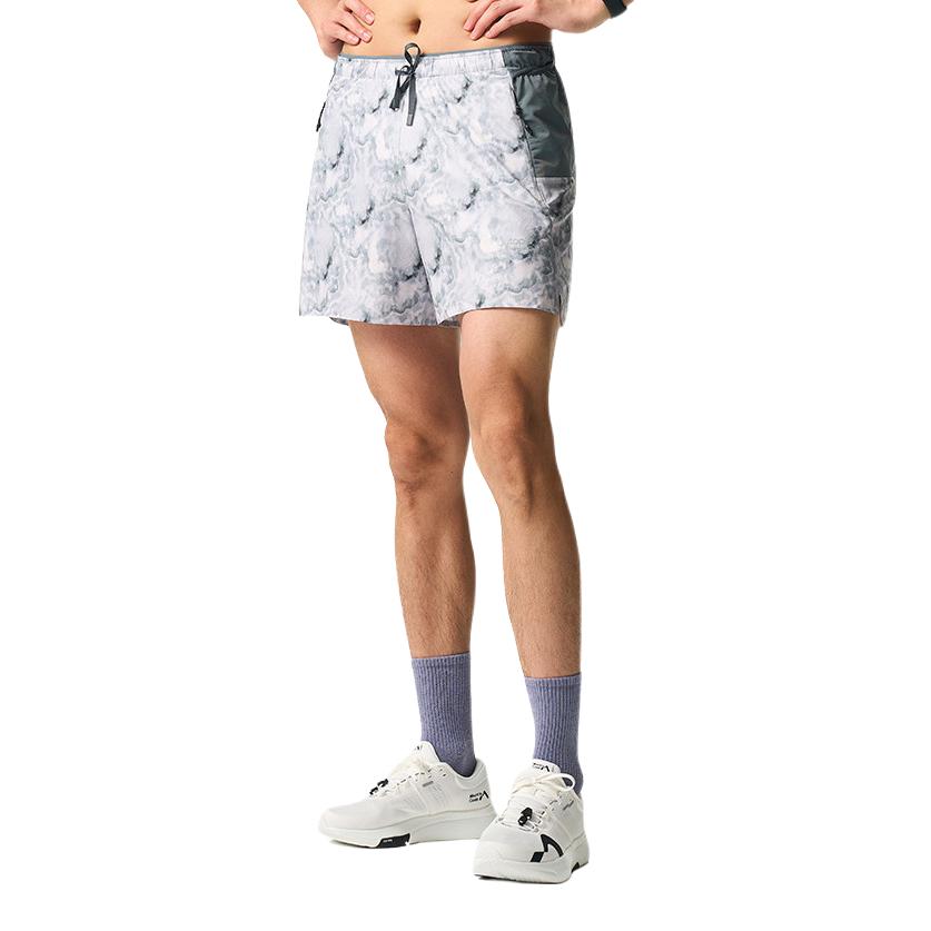 推荐商品：OUTOPIA 速干系绳直筒运动短裤 OCFWAMSH088 灰