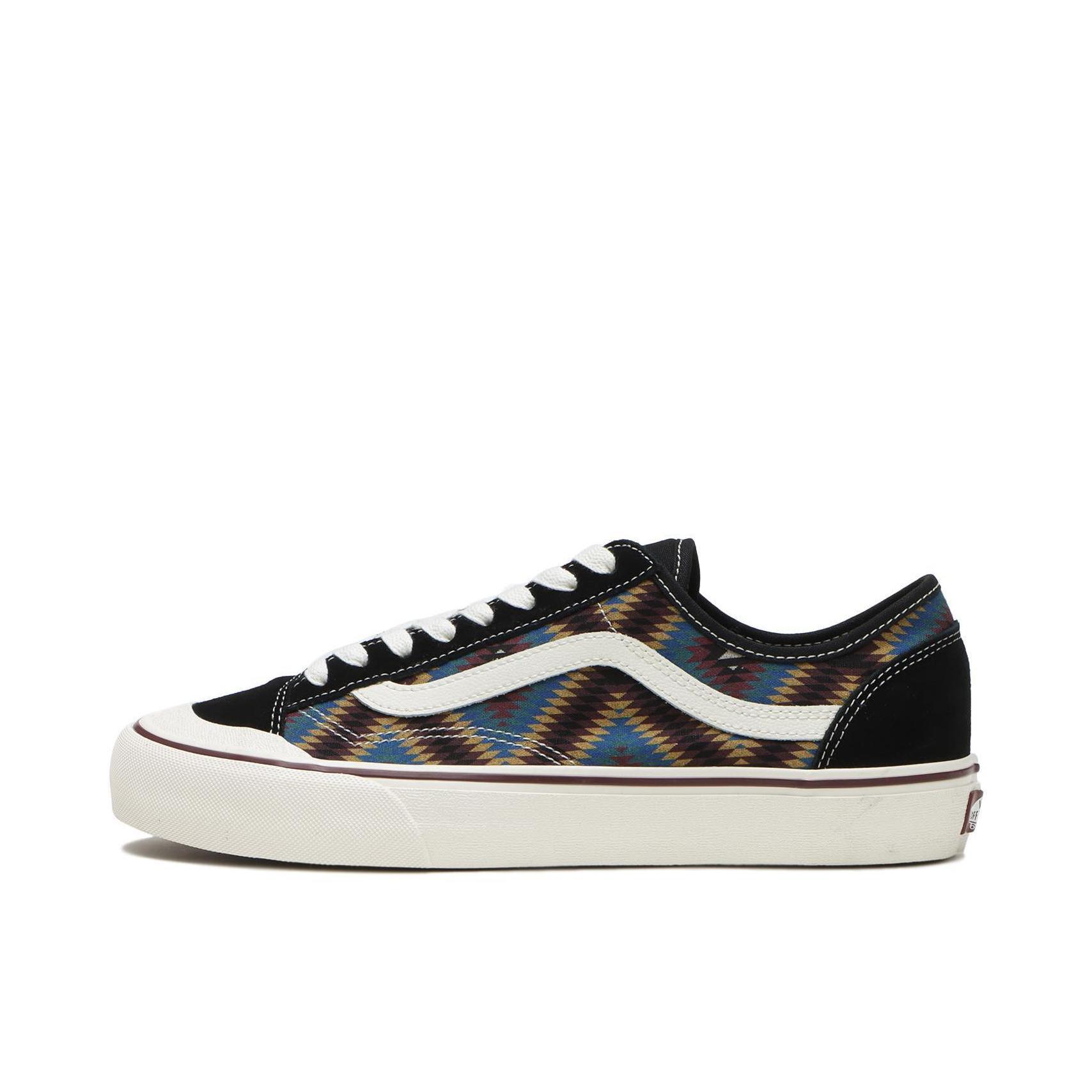 推荐商品：Vans/范斯 Style 136 DECON VR3 SF 防滑耐磨 舒适透气 复古 帆布鞋 女款/白色/黑色