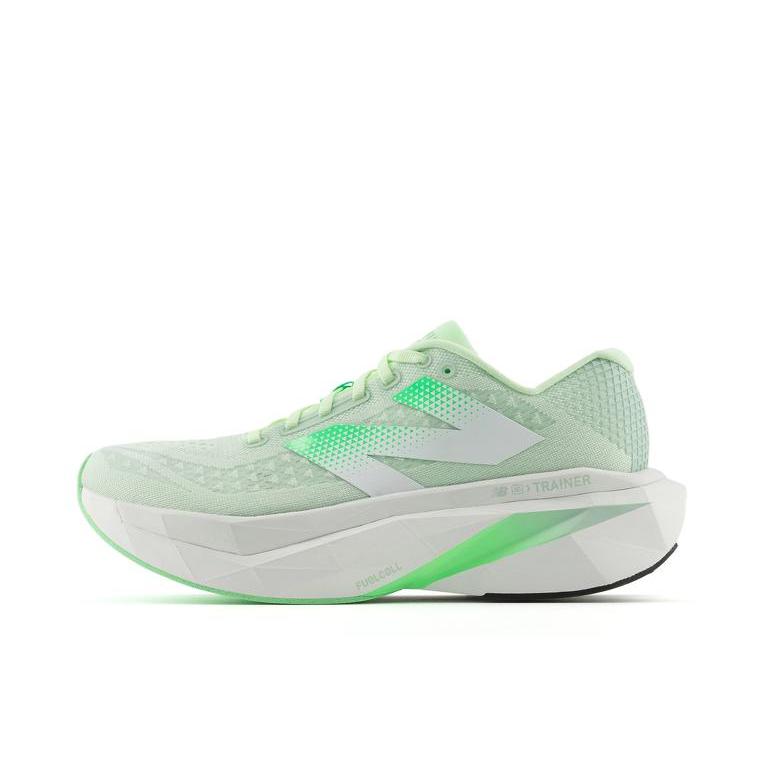 推荐商品：New Balance FuelCell SuperComp Trainer v3 跑鞋 轻量碳板系带防滑耐磨缓震复古公路短跑 D宽/浅绿色