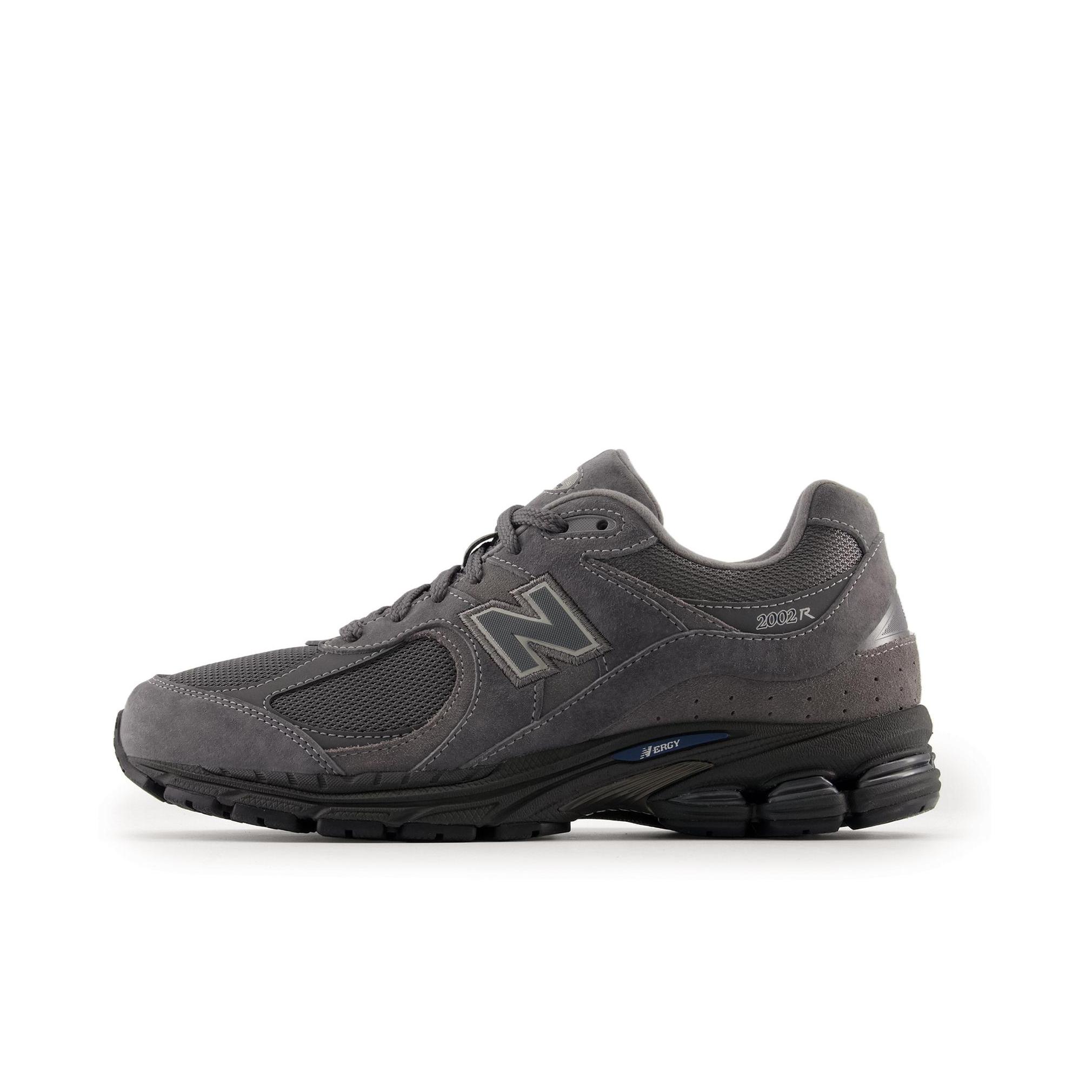推荐商品：New Balance 2002R 跑鞋 缓震防滑耐磨透气复古拼接防水气垫慢跑支撑 D宽/城堡灰