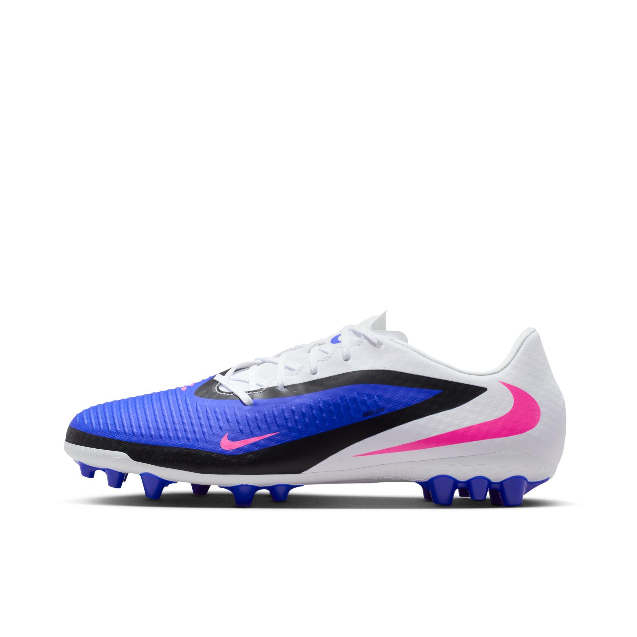 推荐商品：Nike Phantom 6 Academy AG 足球鞋 中端胶质短钉人造草地减震耐磨合成革包裹性比赛冬季防滑支撑 白色/蓝色